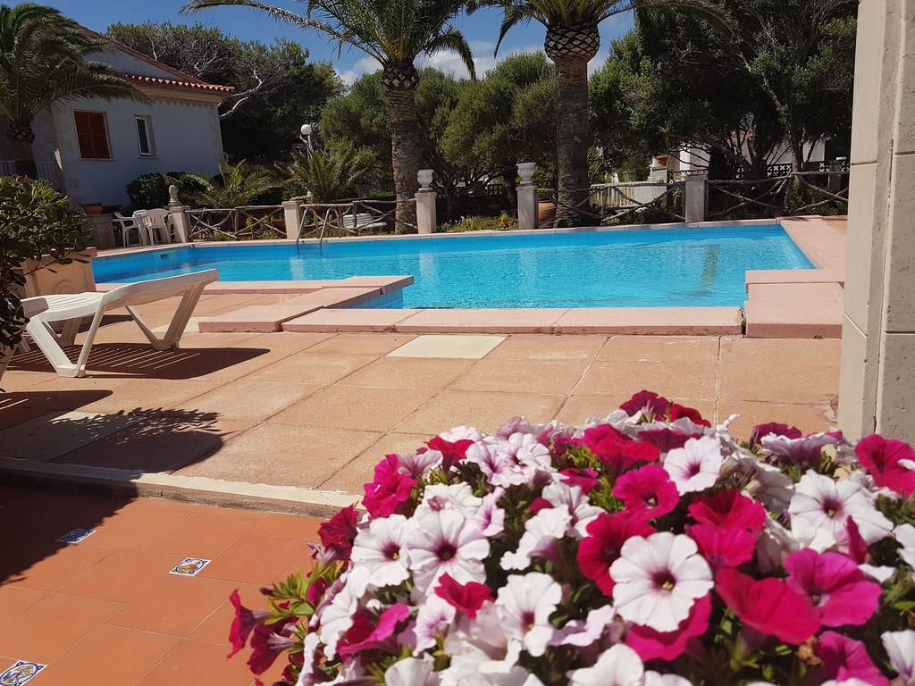 Las Belisas Arenal d'en Castell Exterior foto